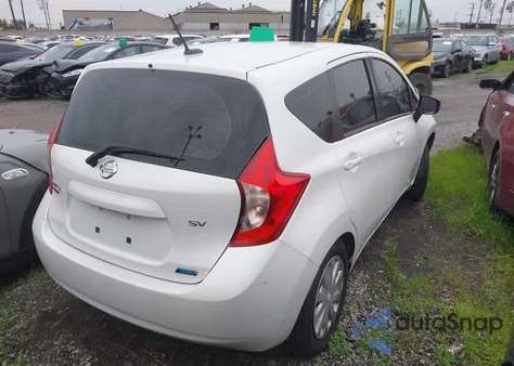 2016 Nissan Versa Note S (Sr)/S Plus/Sl/Sr/Sv z USA, uszkodzony, nr VIN 3N1CE2CP2GL393034